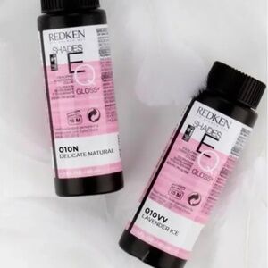 Redken Shades 10N + 10VV Bundle